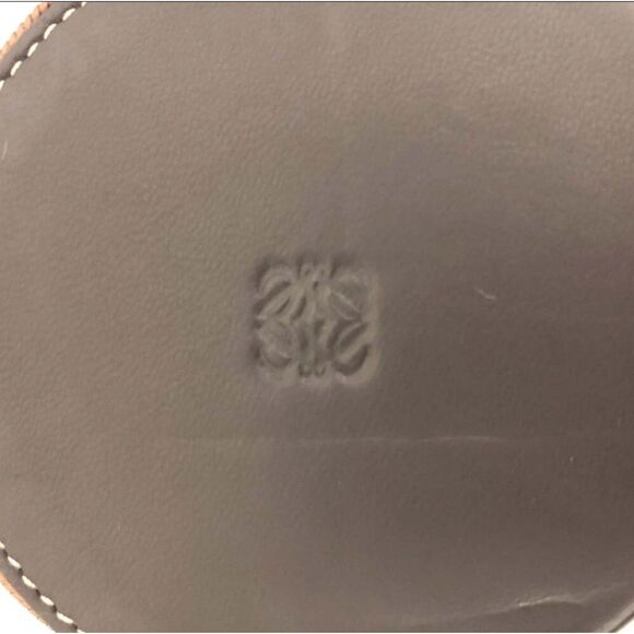 LOEWE Anagram Leather Round Coin Purse Wallet Brown - Picture 8 of 8